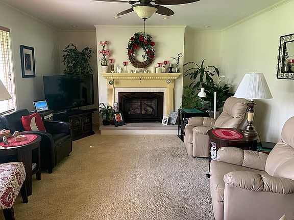 4th image of 701 Lincolnshire Ln
