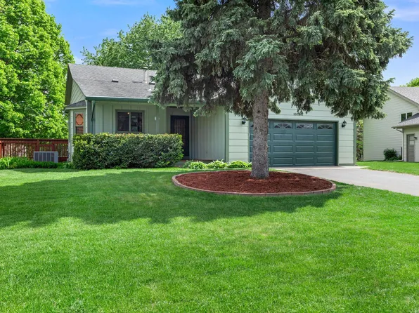 1009 Gramsey Pl, Burnsville, MN 55306