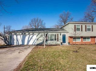 308 Nugent Pl, Lincoln, IL 62656