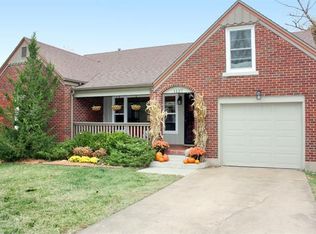 1127 E Stanford St, Springfield, MO 65807