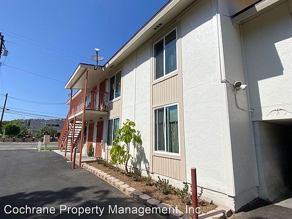 5th image of 208 E Santa Barbara St #C