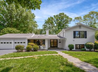 4605 Millburn Ct, Alexandria, VA 22309