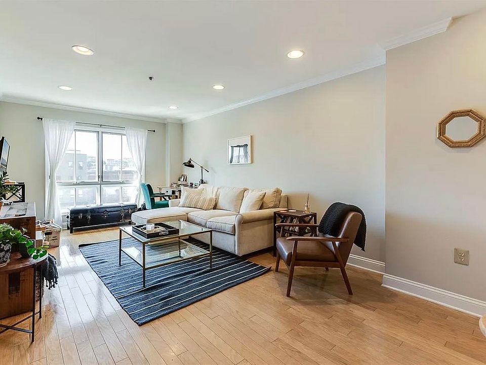 1st image of 711 Clinton St APT 6A