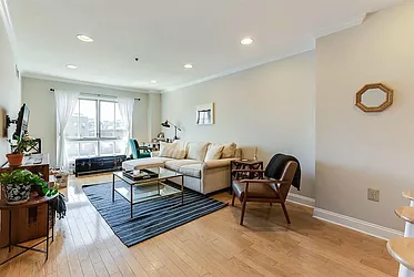 711 Clinton Street, #6A