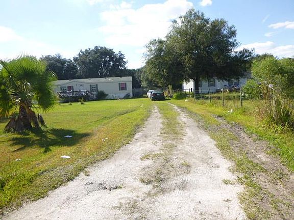3rd image of 6726 Brookridge Trl