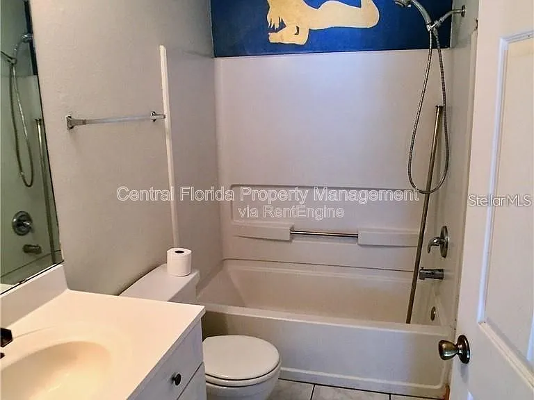 149 Reserve Cir #201 — Photo 6