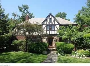 2350 Ardleigh Dr, Cleveland Heights, OH