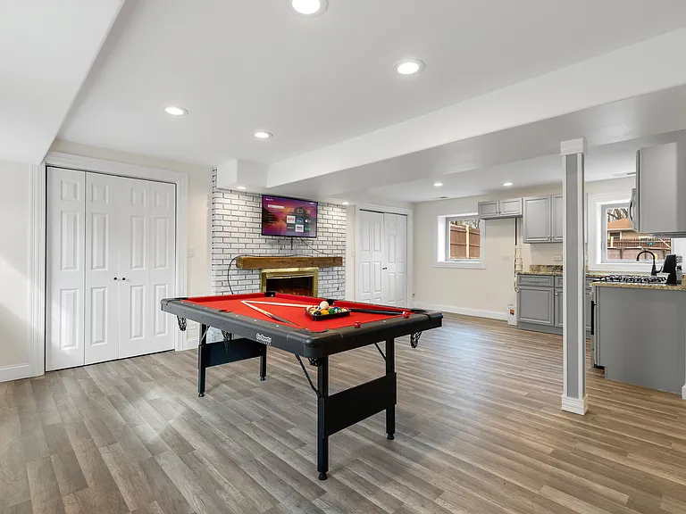 8614 Lakeview Ave — Photo 17