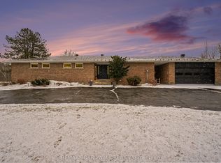 1500 Du Golf Rd, Clarence Rockland, ON K0A 1N0