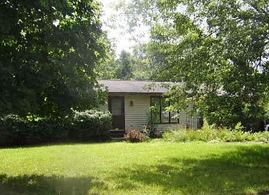2nd image of 518 Cedar Dr N