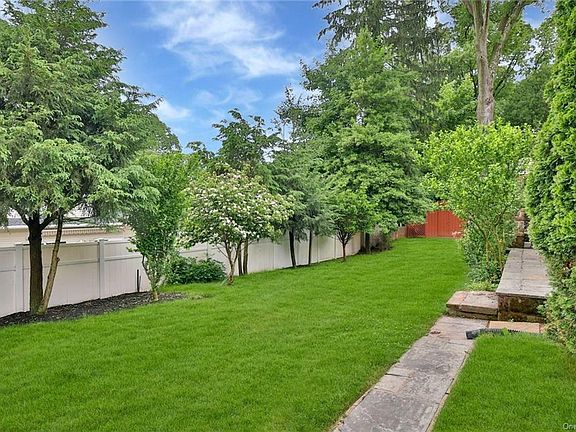 4th image of 6A Fairmont Ave