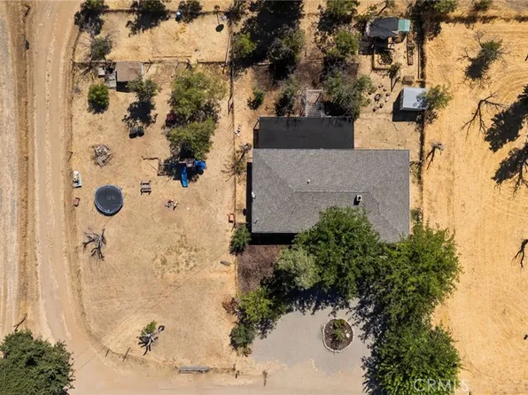 2816 Robin Ln, Clearlake, CA 95422