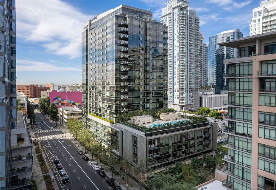 1st image of 1155 S Grand Ave #4010