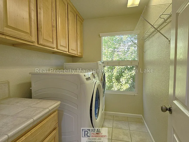 4446 Menaggio Way — Photo 26