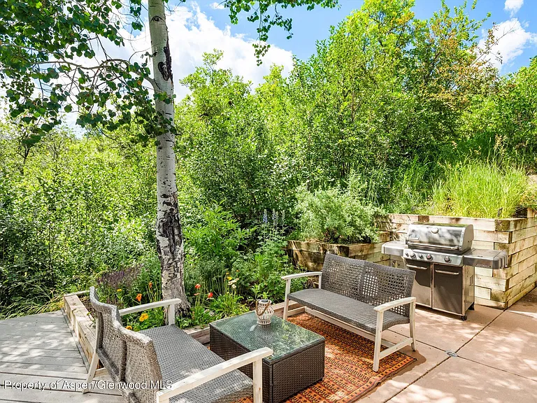 845 Aspen Oak Dr — Photo 35
