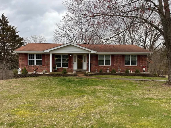 5065 Boone Trl, Hillsboro, MO 63050
