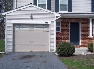 100 Horseshoe Loop, Mountville, PA 17554