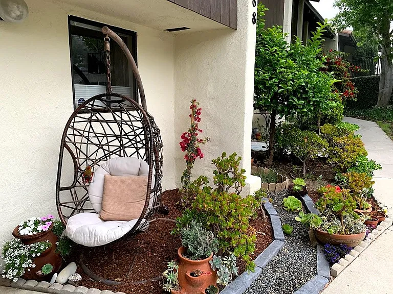 988 Miramonte Dr #7 — Photo 3