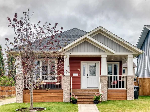 146 W Morris Ct, Blackfalds, AB T4M 0B2