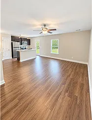 3 bed, 1498 sqft, $2,100 — Photo 4