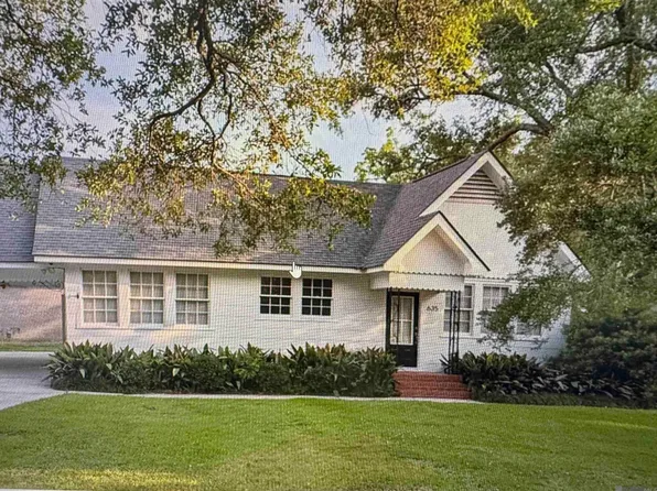 635 Avenue B, Port Allen, LA 70767