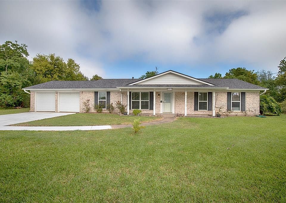 1st image of 2514 E Bayshore Dr
