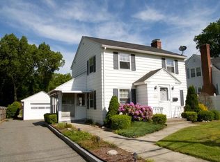 97 Rockland Rd, Auburn, MA 01501
