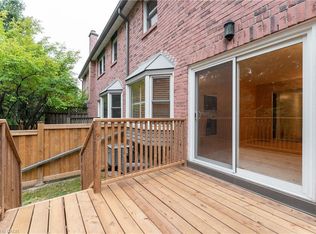 385 The East Mall #17, Etobicoke, ON M9B6J4