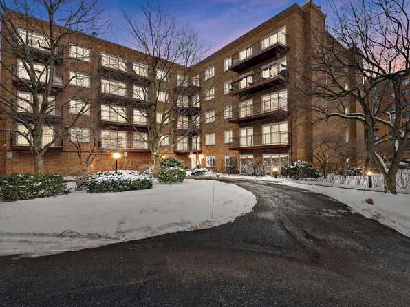 901 Hinman Ave APT 2G, Evanston, IL 60202