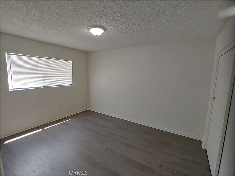 4211 Mountain Dr — Photo 6