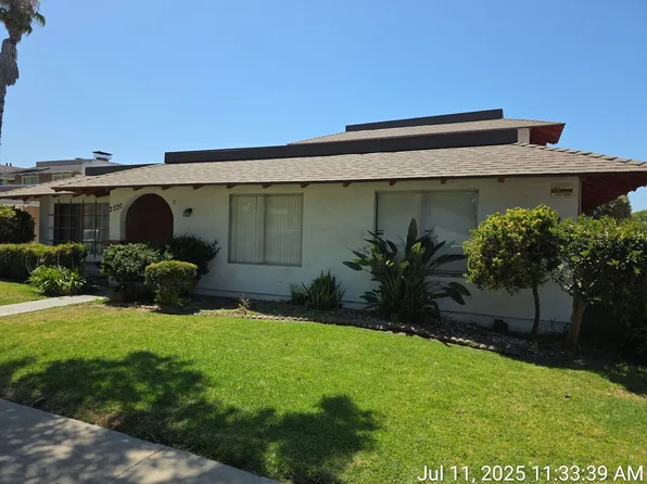 saf2220, 2220 E Franzen Ave #D, Santa Ana, CA 92705
