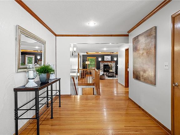 5th image of 7839 Tauromee Ave