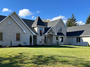 1161 Gavin Ct, Lake Forest, IL 60045