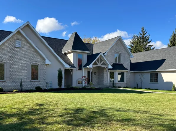 1161 Gavin Ct, Lake Forest, IL 60045