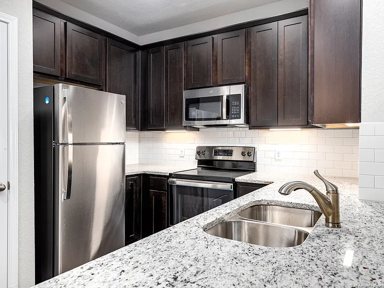 367 Emma Dr #367 — Photo 8