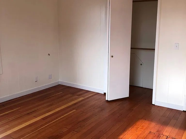504 N K St — Photo 13