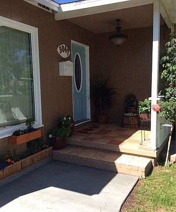 2nd image of 9847 Mills Ave