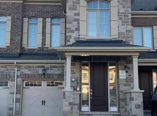 10 Folliot St, Aurora, ON L4G 0W1