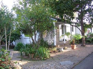 82 Hillview Ave, Los Altos, CA 94022