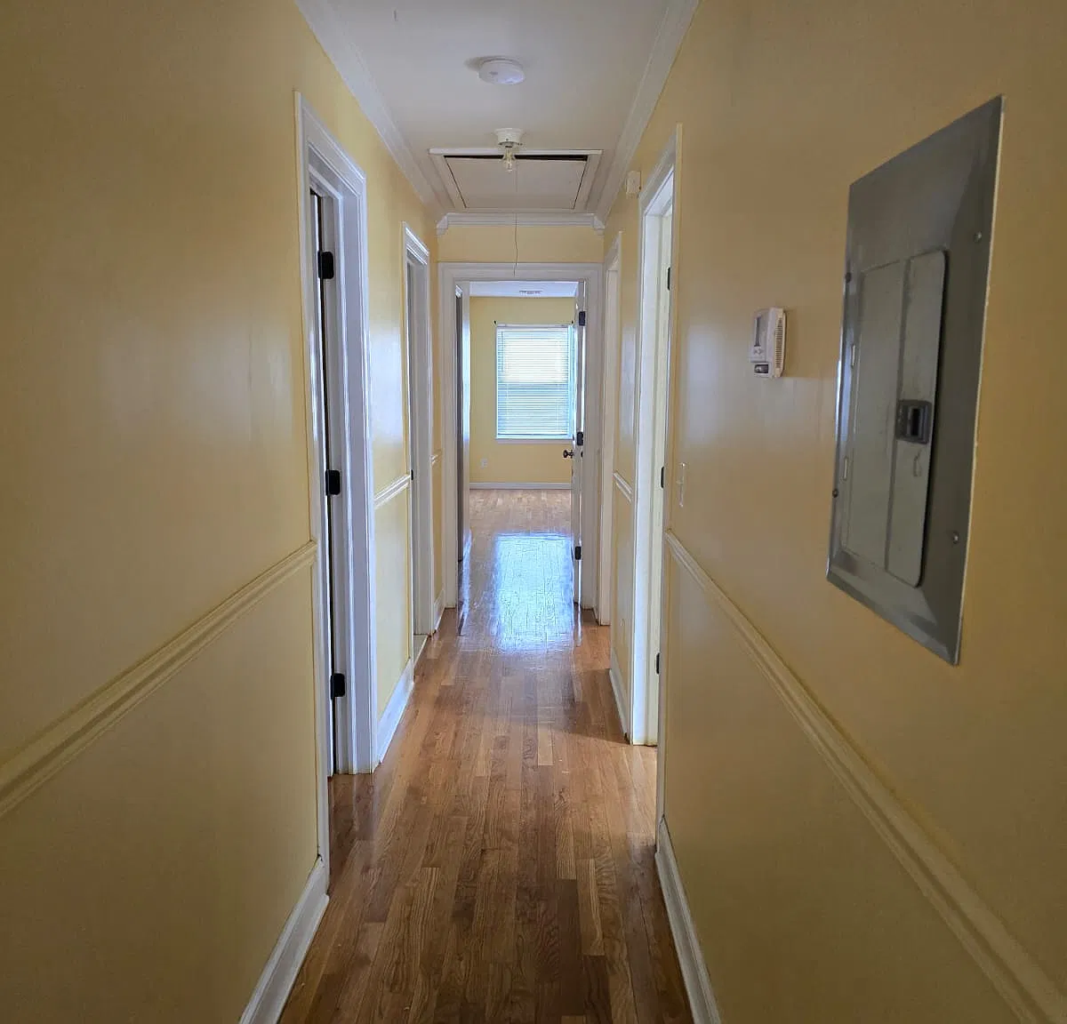 3 bed, 700 sqft, $2,650 — Photo 3