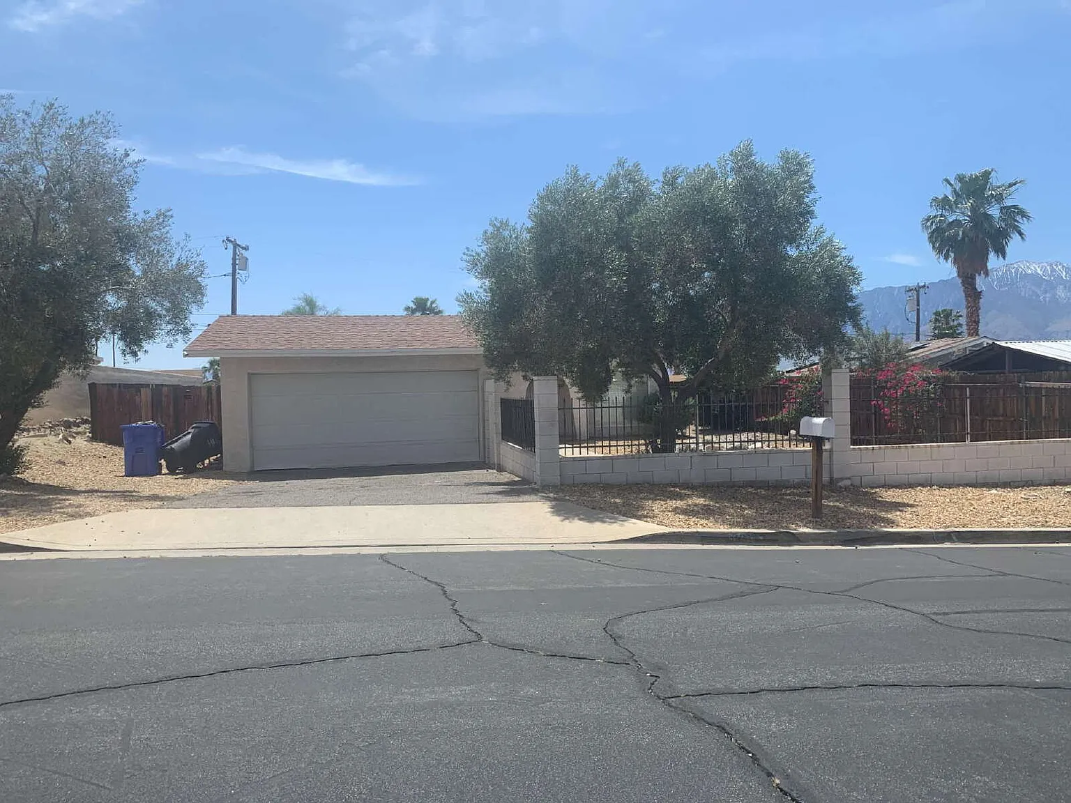 3 bed, 2.0 bath, 1134 sqft, $2,500 — Photo 1