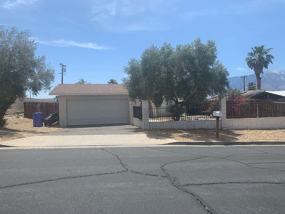 1st image of 66163 Avenida Cadena