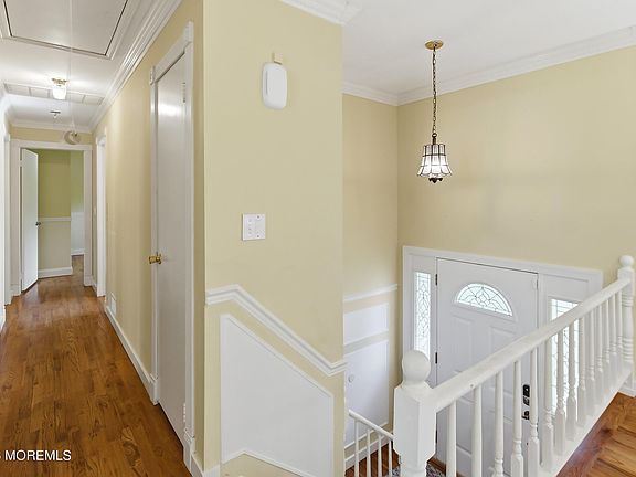 5th image of 1109 Hope Road