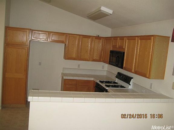 4th image of 408 Roan Ct