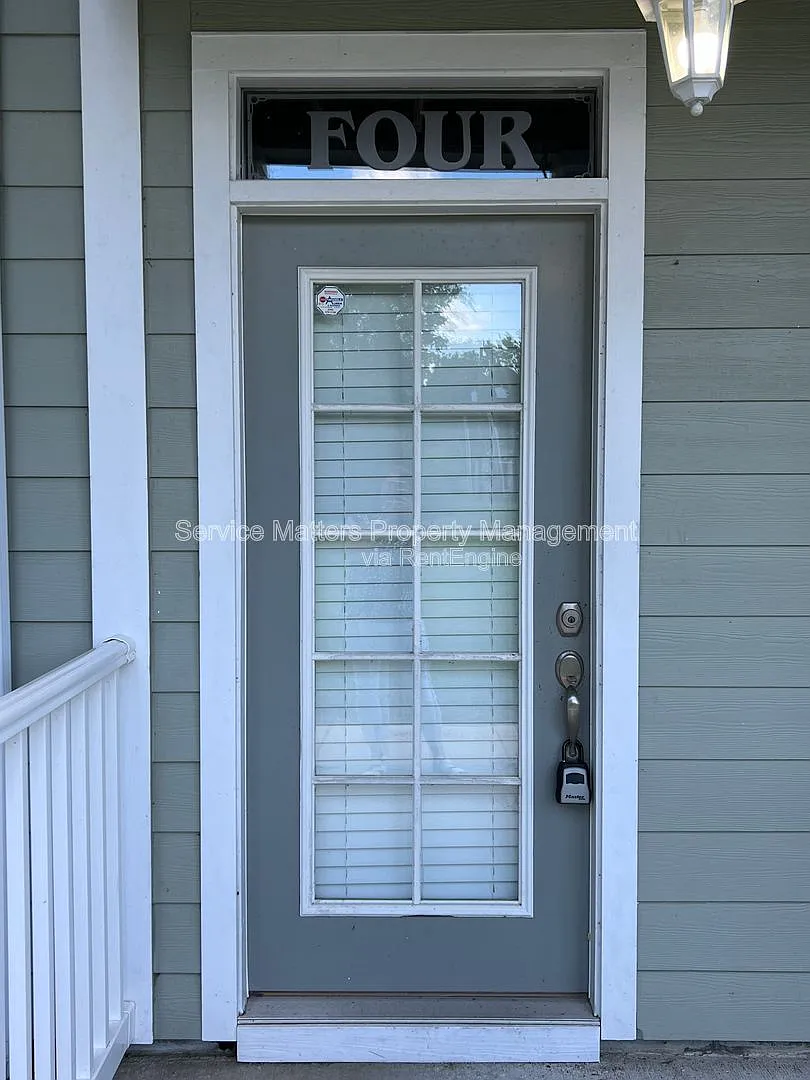 2 bed, 2.5 bath, 1178 sqft, $1,875 — Photo 3