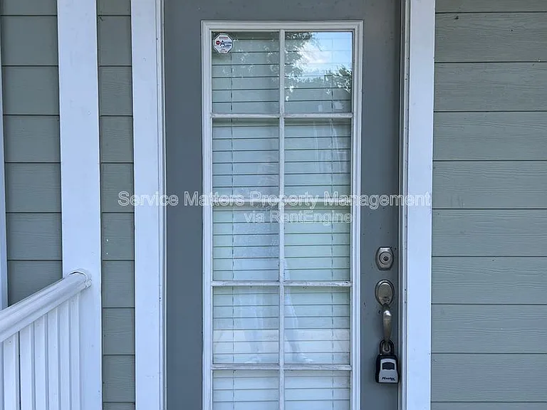 306 E De Soto St #4 — Photo 3