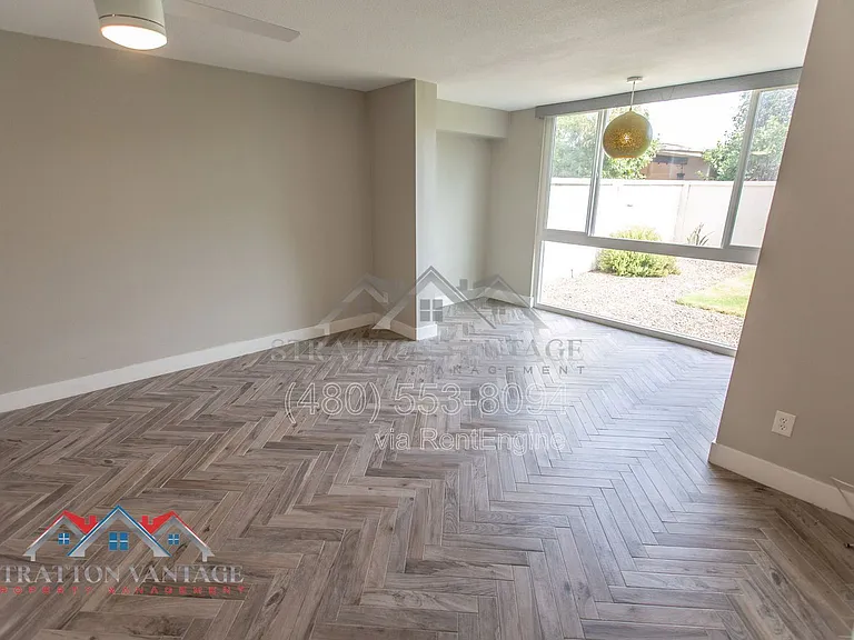 8623 E Devonshire Ave — Photo 28