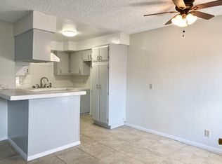 1600 N Stanton Pl #16, Long Beach, CA 90804