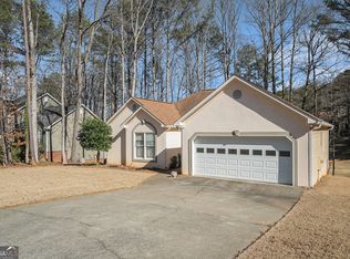 606 Wedgewood Dr, Woodstock, GA 30189