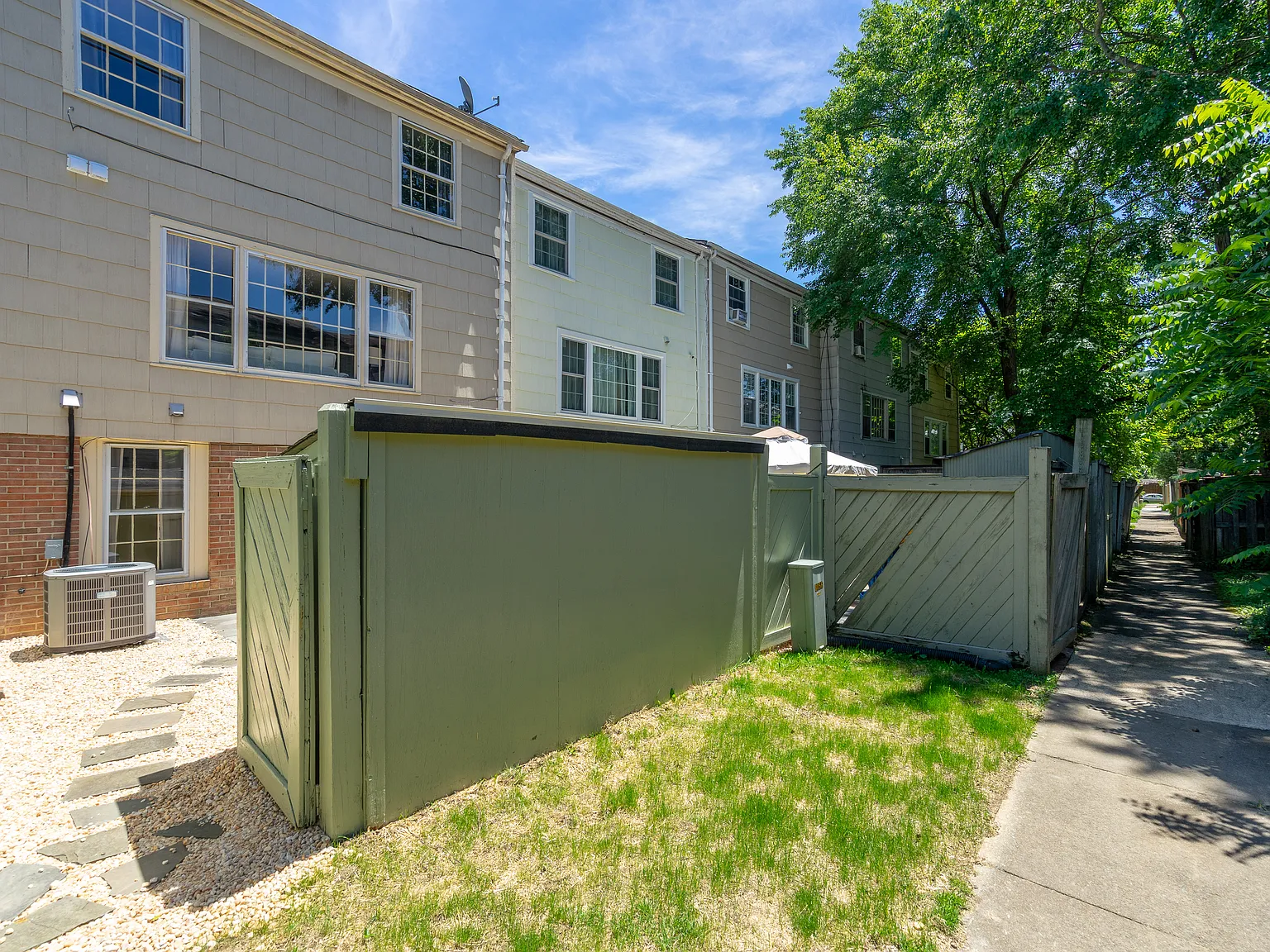 8056 Central Park Dr — Photo 4